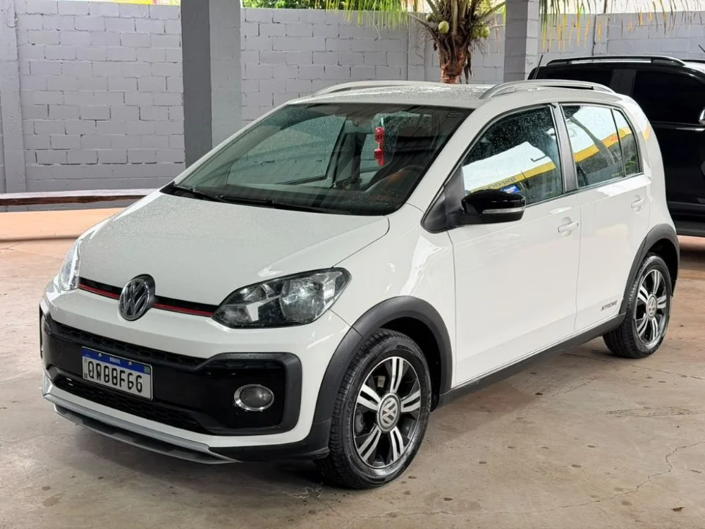 VW - VolksWagen up! Xtreme 1.0 TSI Total Flex 12V 5p
